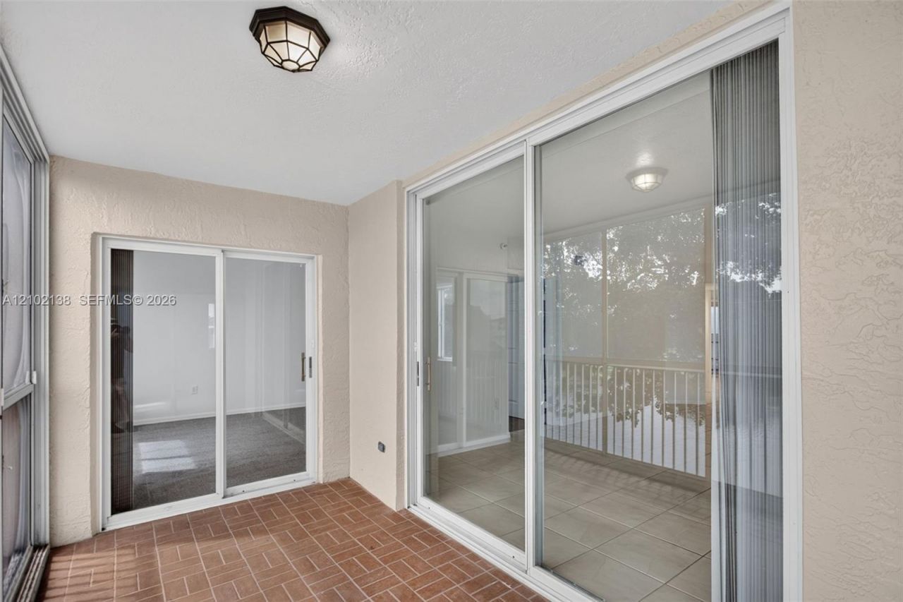 9539 S Weldon Cir , Unit F308, Tamarac, FL 33321 Photo