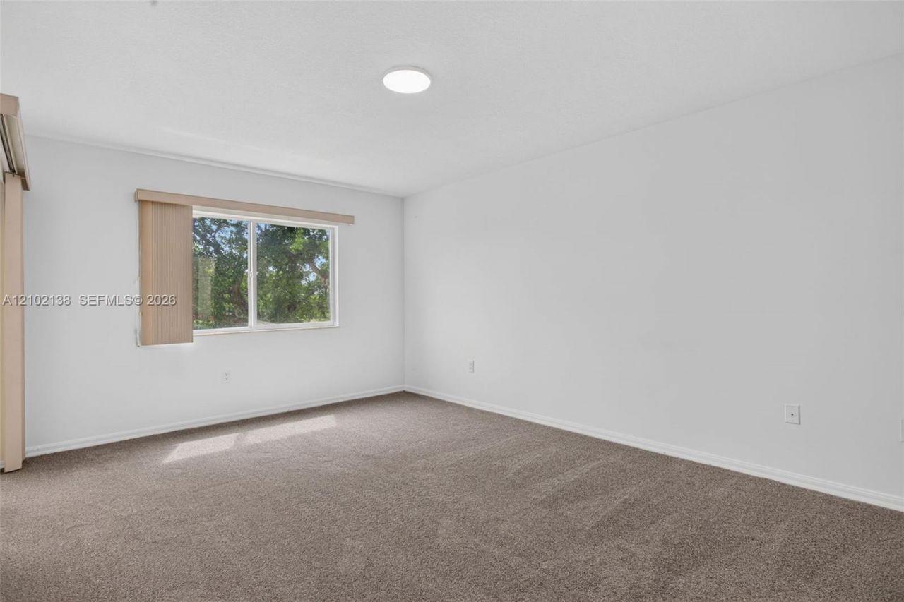 9539 S Weldon Cir , Unit F308, Tamarac, FL 33321 Photo