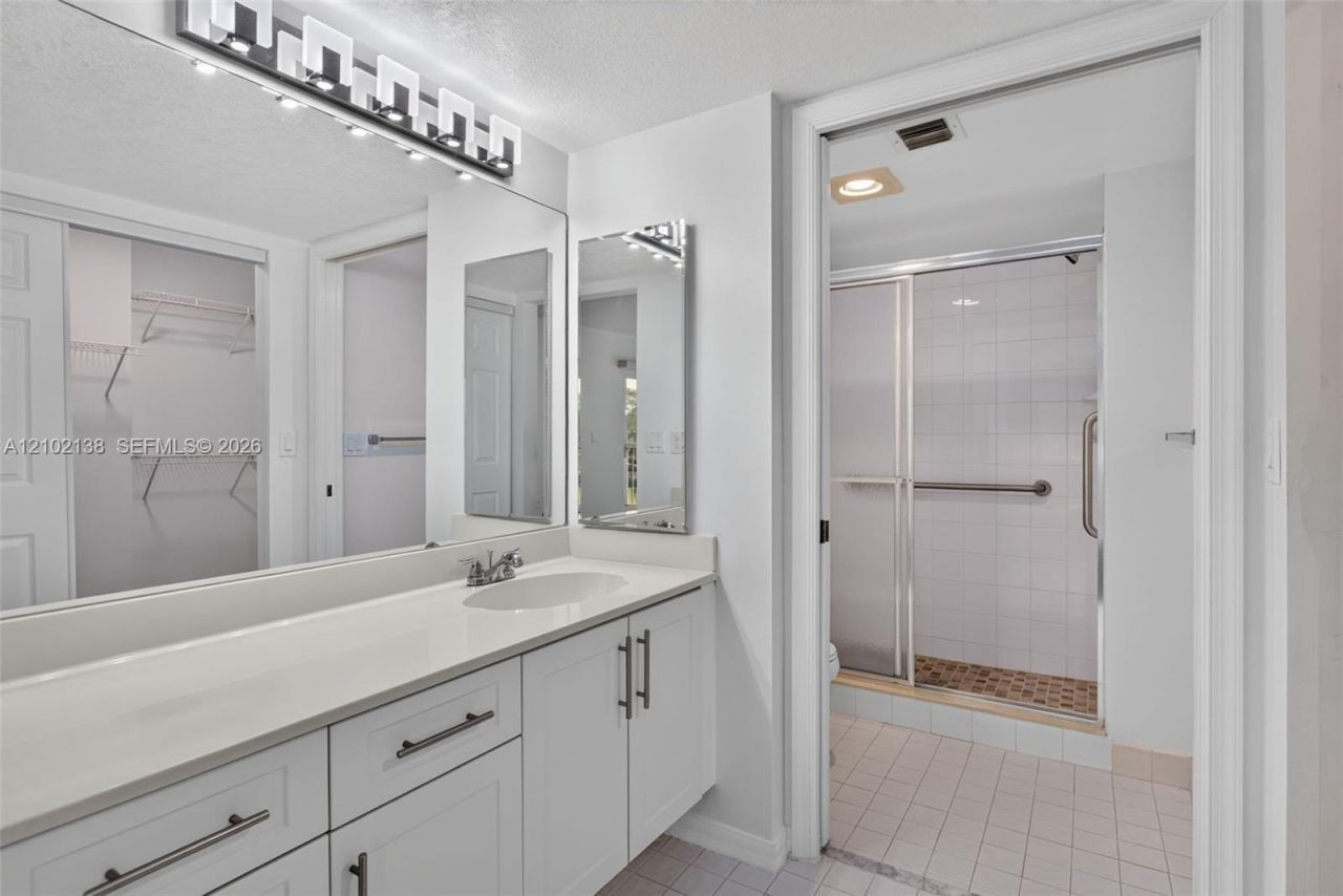 9539 S Weldon Cir , Unit F308, Tamarac, FL 33321 Photo
