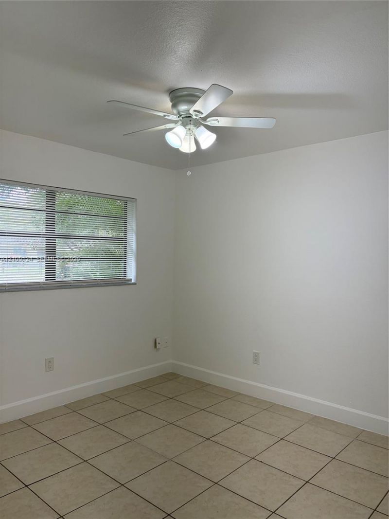 1610 NE 9th St , Unit 1, Homestead, FL 33033 Photo