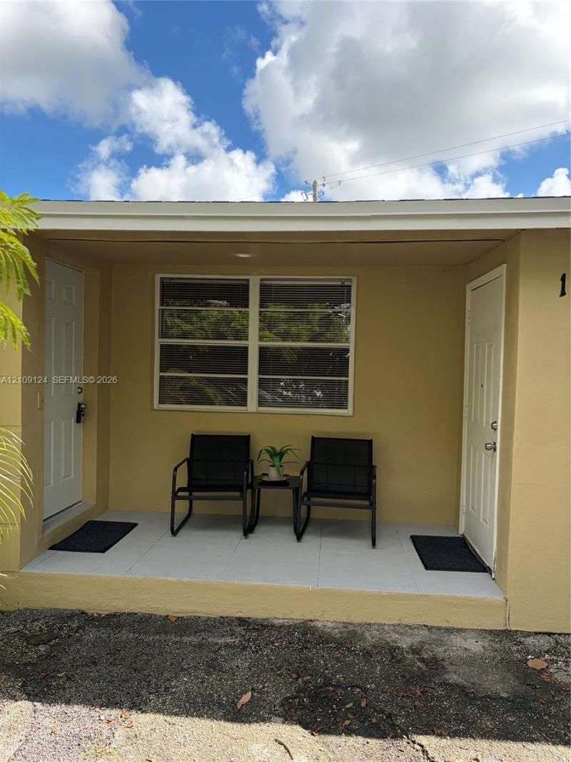1610 NE 9th St , Unit 1, Homestead, FL 33033 Photo