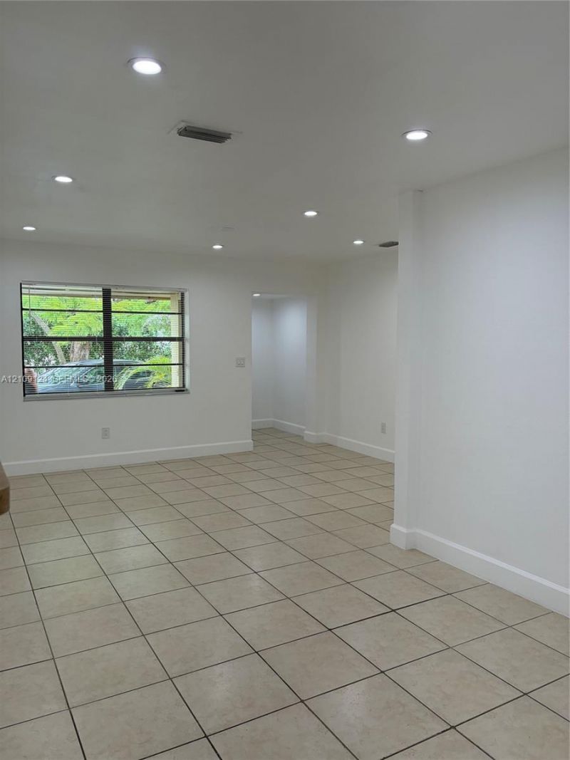 1610 NE 9th St , Unit 1, Homestead, FL 33033 Photo