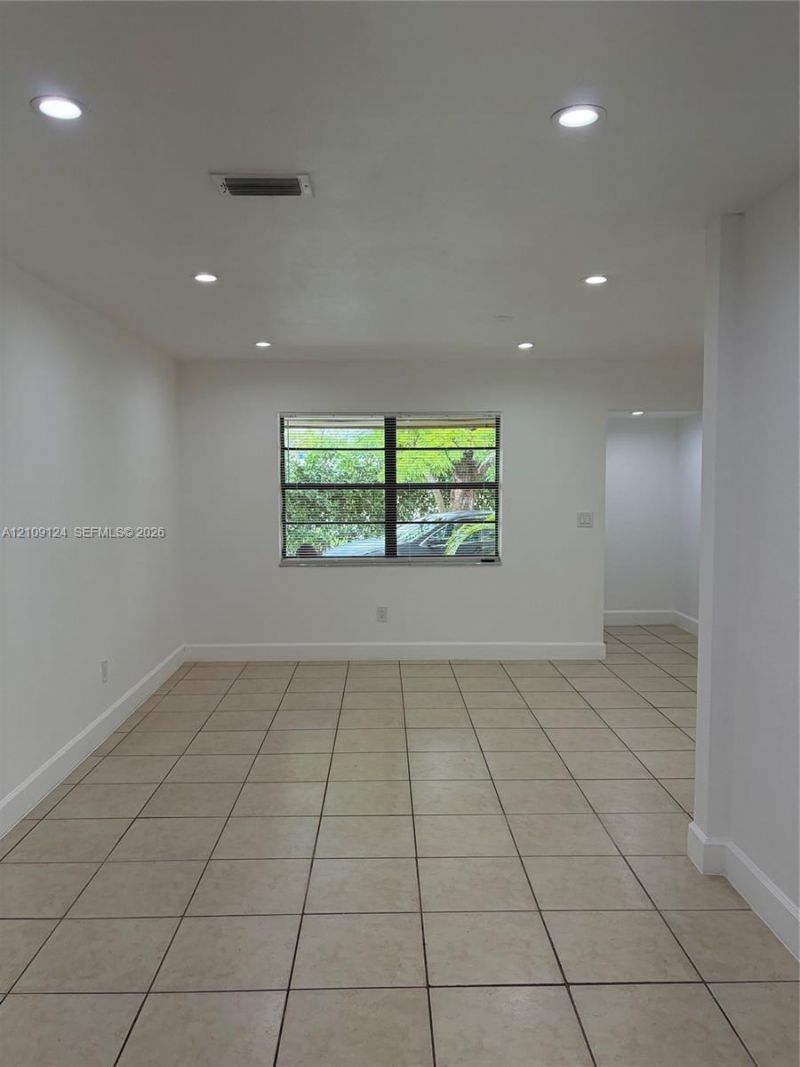1610 NE 9th St , Unit 1, Homestead, FL 33033 Photo