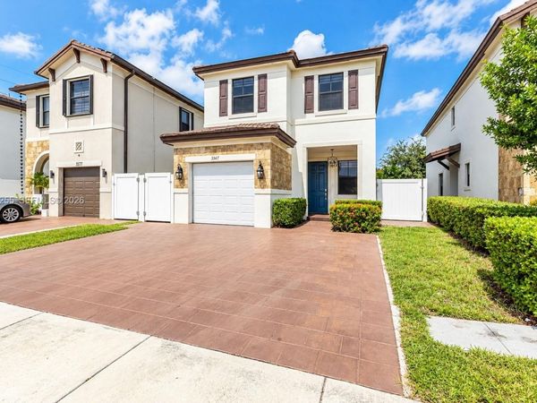 3567 W 110th Ter , Hialeah, FL 33018