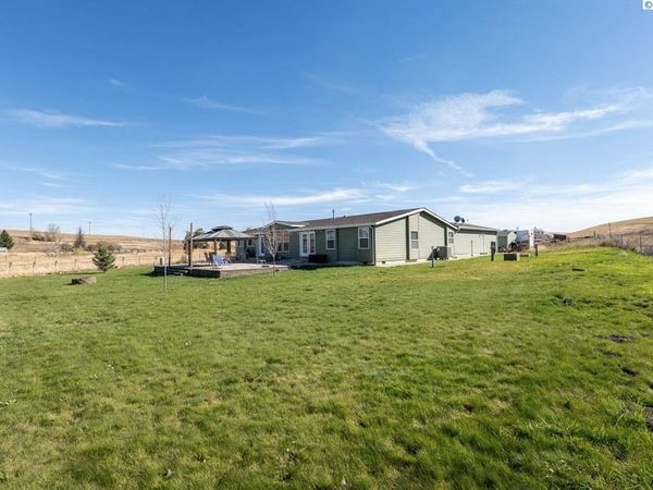 10954 State Route 27, Palouse, WA 99161