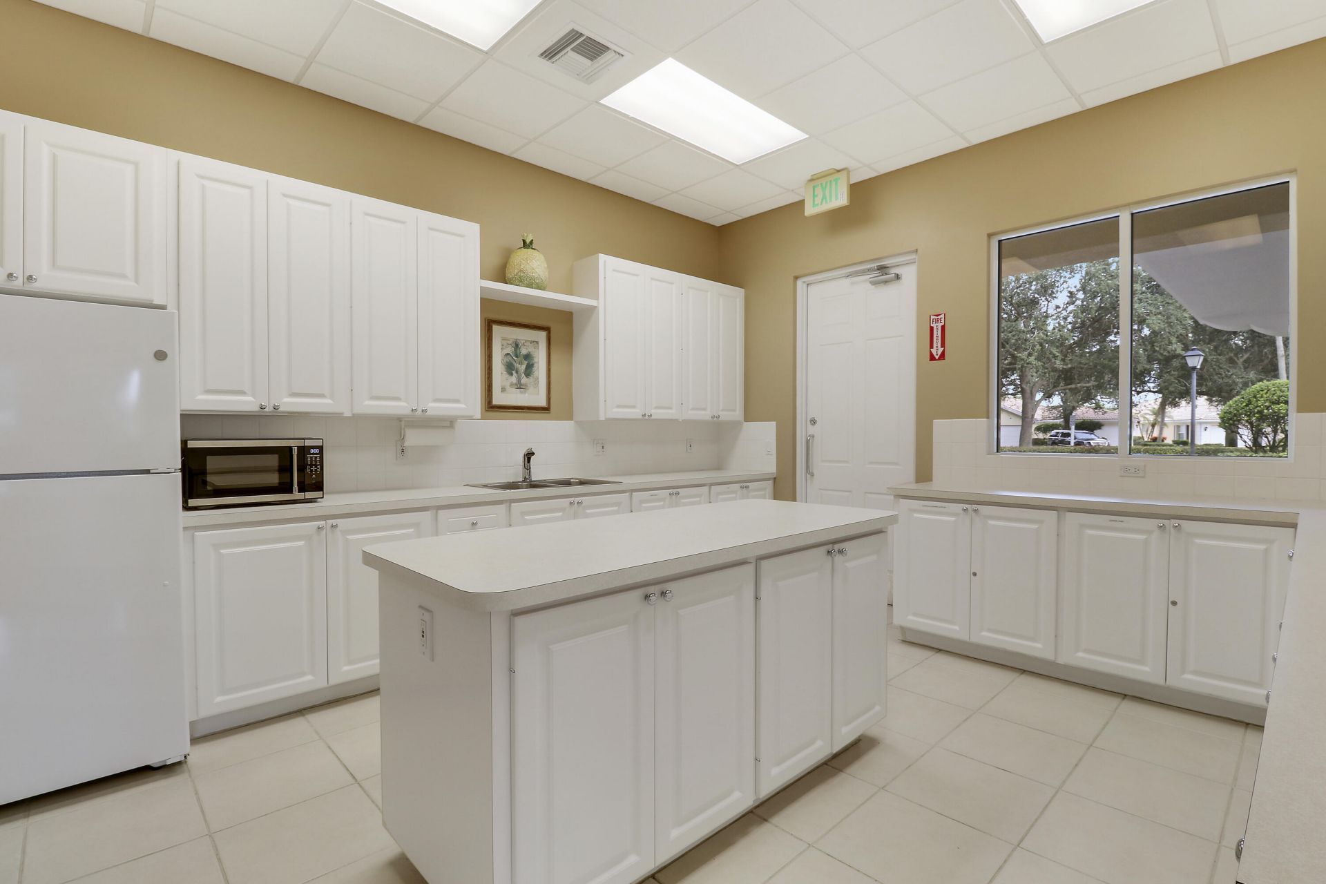 925 Magdalena Road, Palm Beach Gardens, FL 33410 Photo