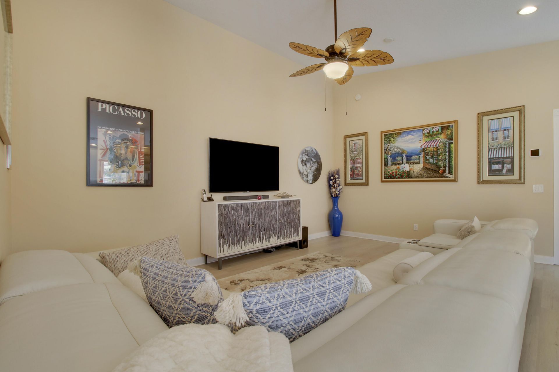925 Magdalena Road, Palm Beach Gardens, FL 33410 Photo