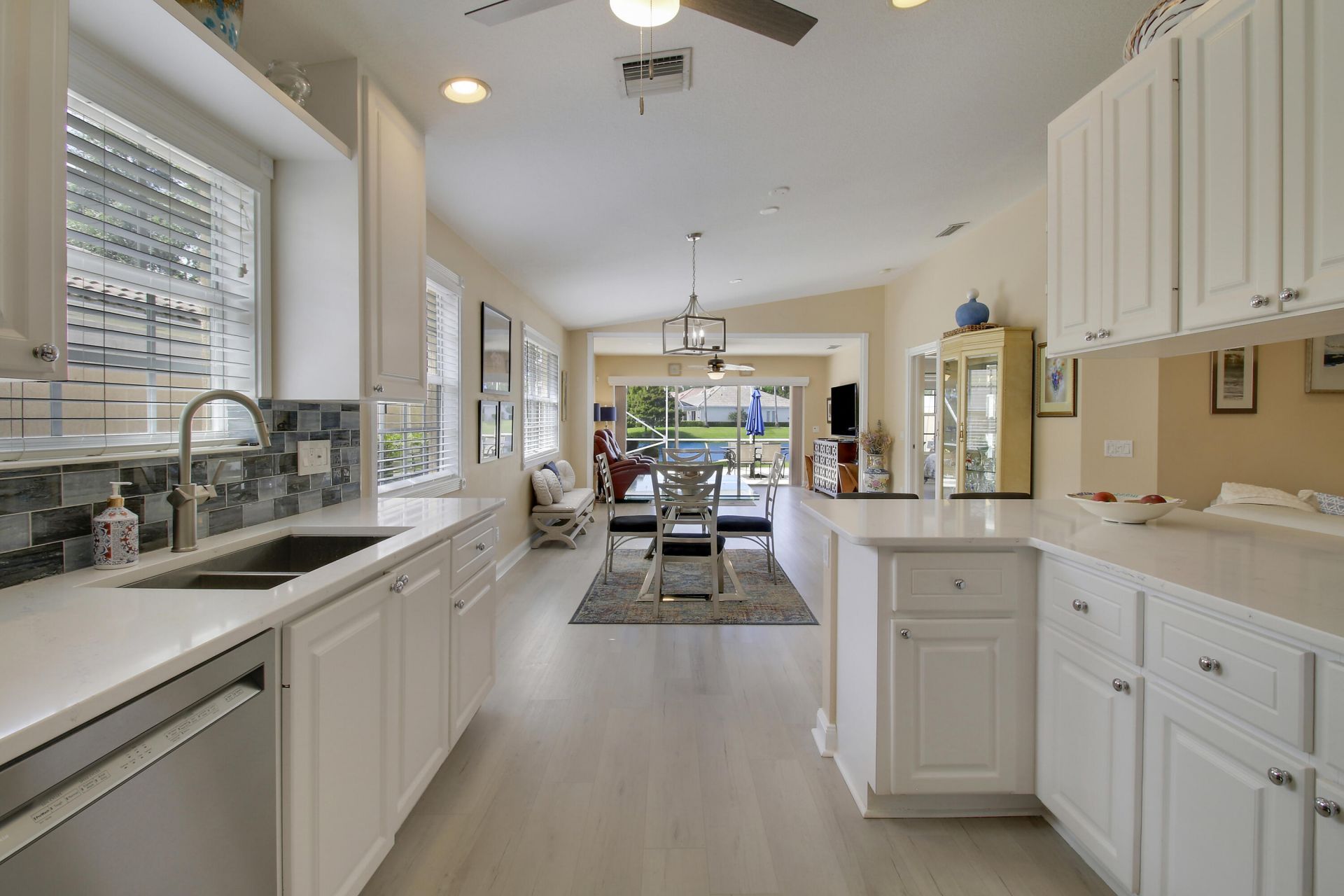 925 Magdalena Road, Palm Beach Gardens, FL 33410 Photo