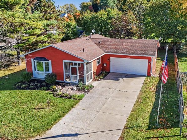 6676 Naontah Trail NE, Rockford, MI 49341