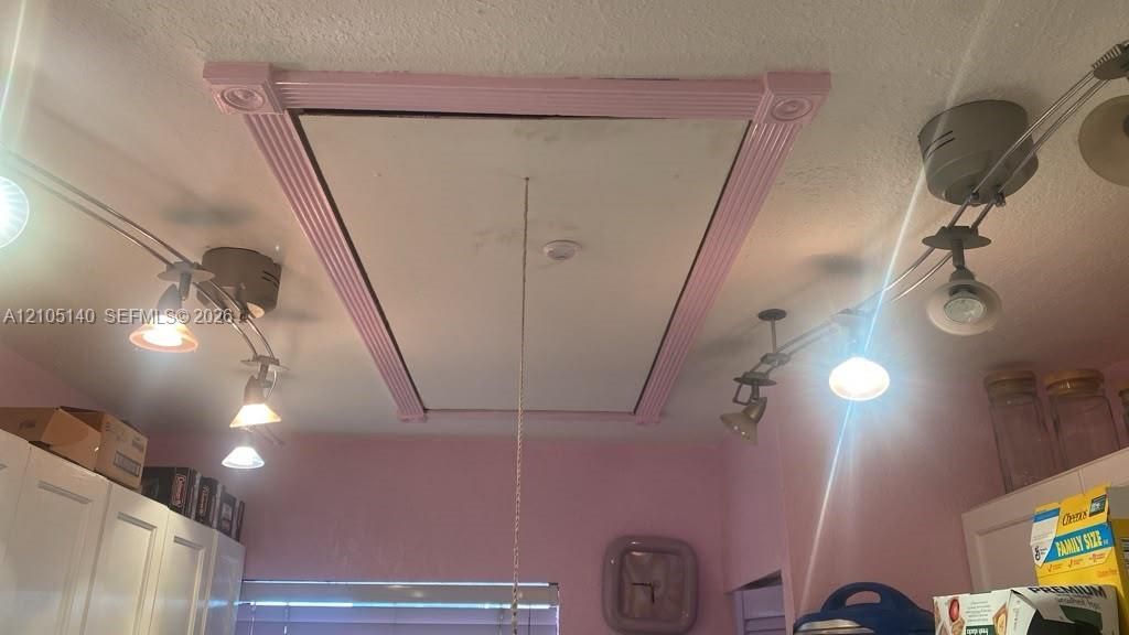 851 NE 209th Ter, Unit 204-23, Miami, FL 33179 Photo