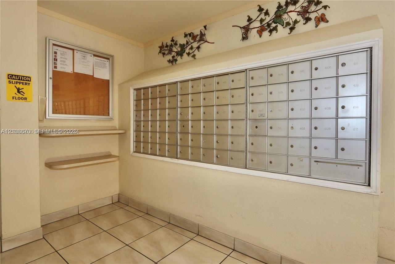 3030 Marcos Dr, Unit T512, Aventura, FL 33160 Photo