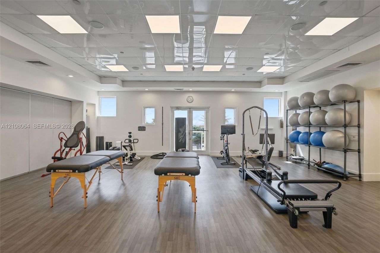 4775 Collins Ave, Unit 2408, Miami Beach, FL 33140 Photo