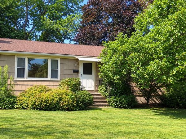 11 Terrence Avenue, Clinton, MA 01510
