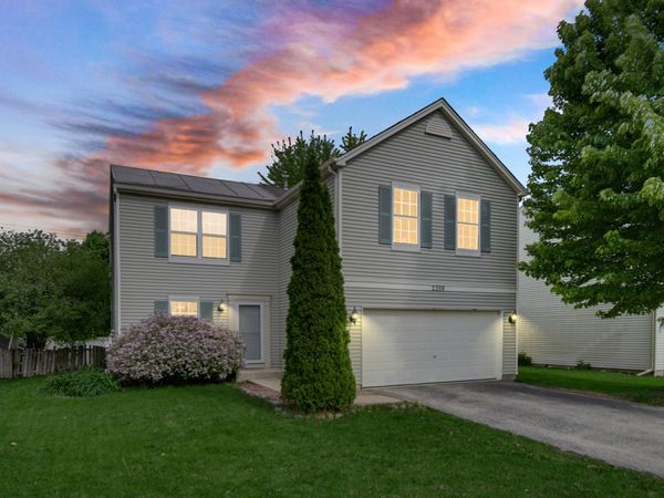 2208 Cherry Ridge Drive , Plainfield, IL 60586