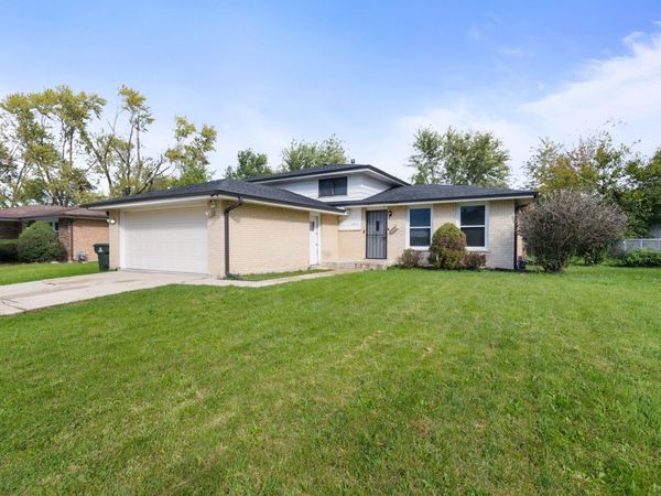 18811 Cicero Avenue , Country Club Hills, IL 60478
