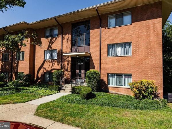 10320 ROCKVILLE PIKE , Unit 102, ROCKVILLE, MD 20852