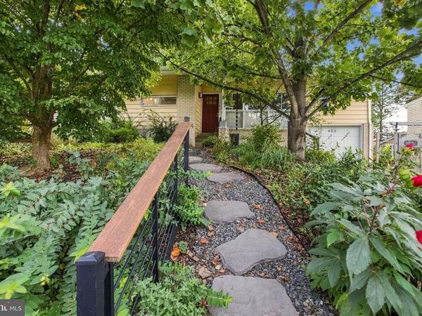 406 E MOUNT PLEASANT AVENUE, AMBLER, PA 19002
