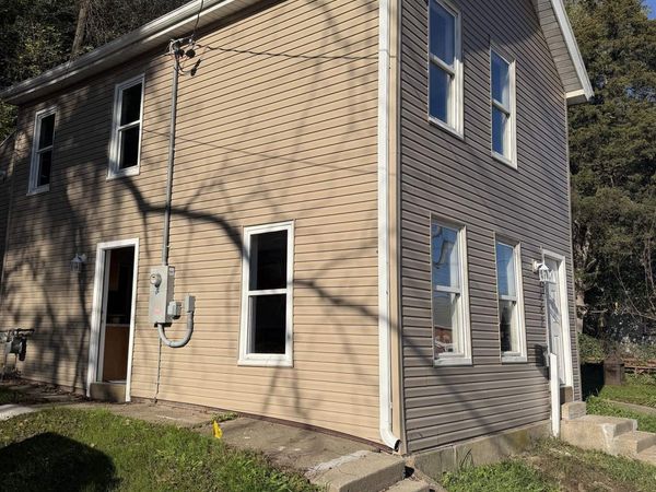 2687 Central Avenue, Dubuque, IA 52001