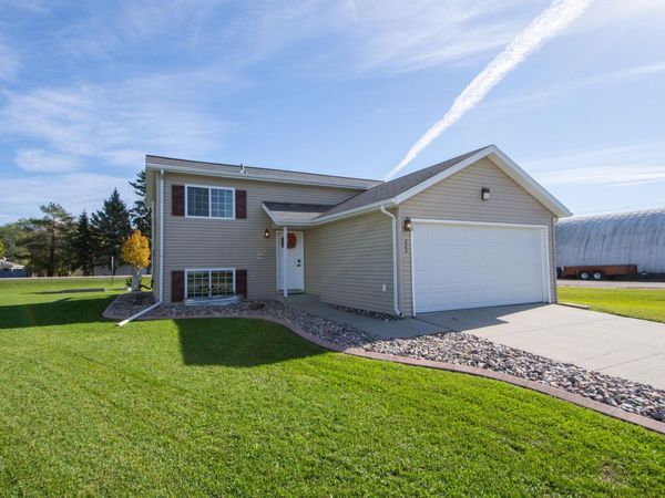 223 MAPLE POINTE Boulevard , Mapleton, ND 58059