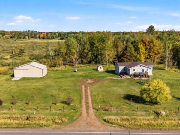 5295 Brunswick Road , Braham, MN 55006