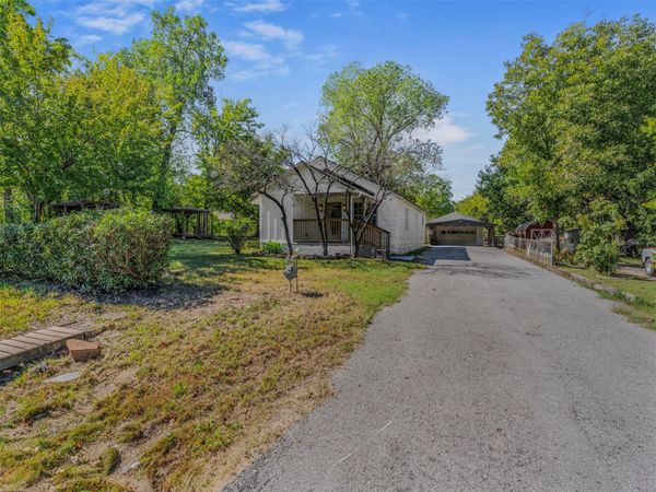 5808 S 30th West Avenue , Tulsa, OK 74107