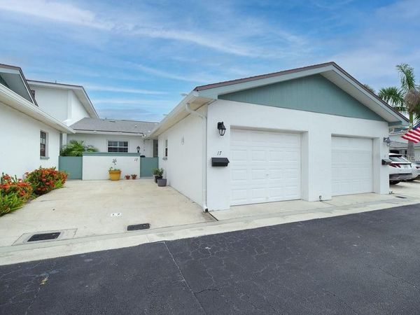 290 PARADISE BOULEVARD , Unit 17, MELBOURNE, FL 32903