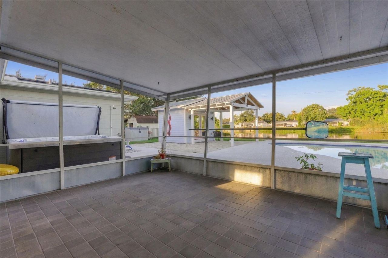 4822 60th Way N, Kenneth City, FL 33709 Photo