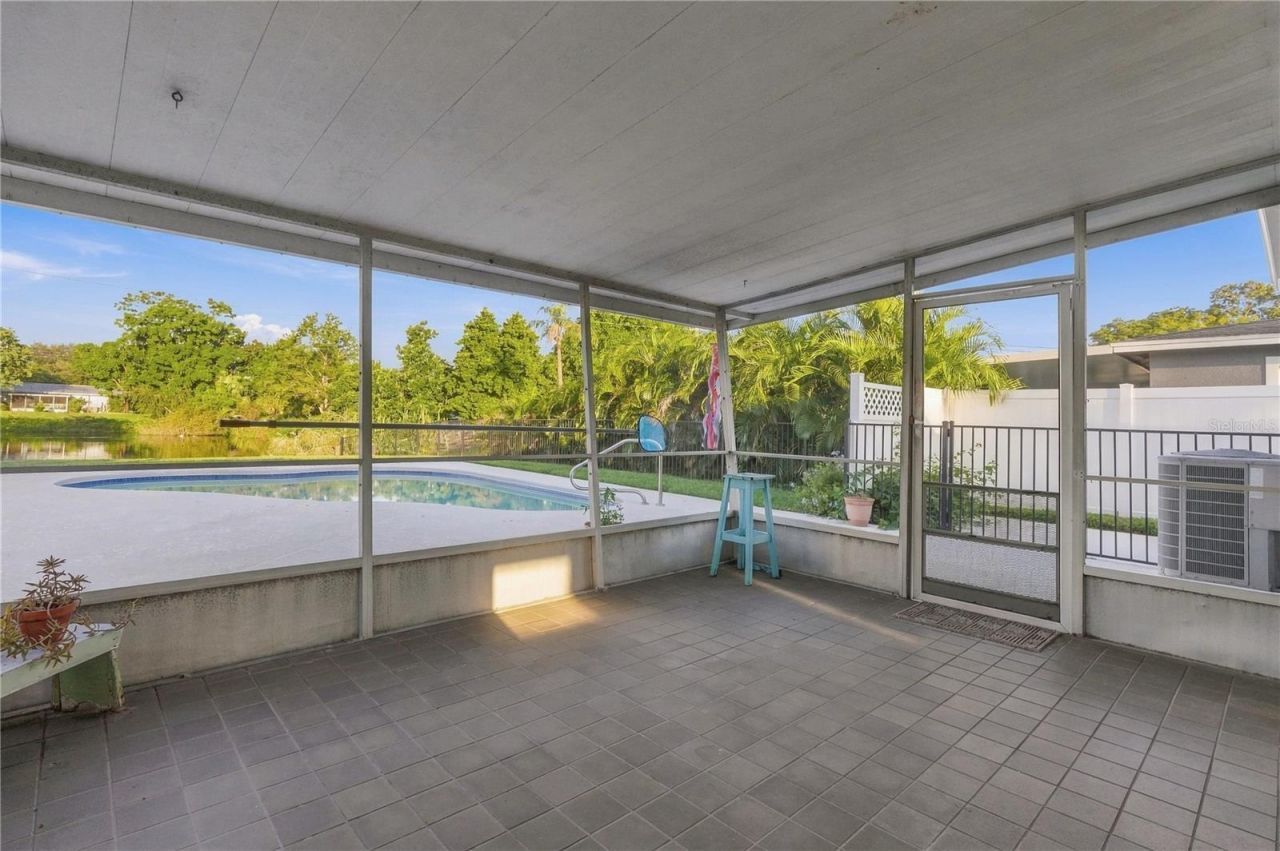 4822 60th Way N, Kenneth City, FL 33709 Photo