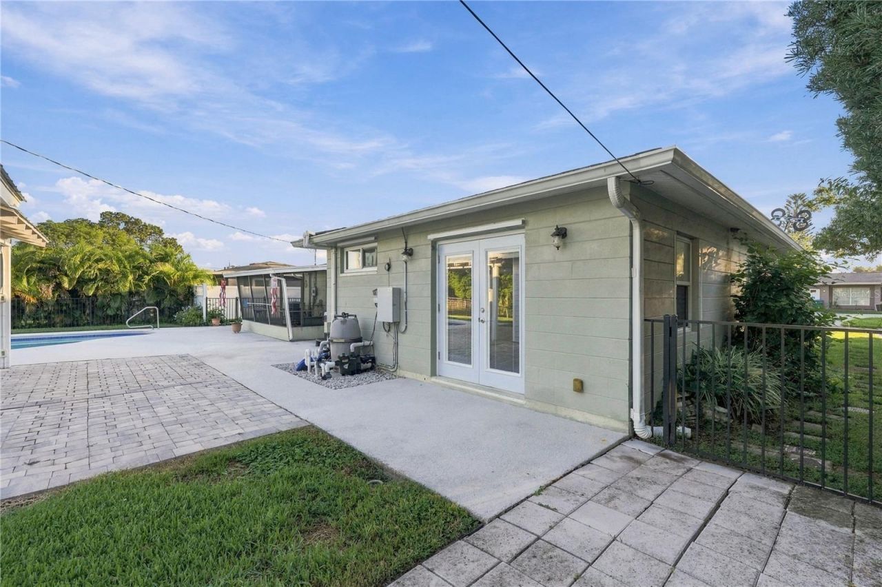 4822 60th Way N, Kenneth City, FL 33709 Photo