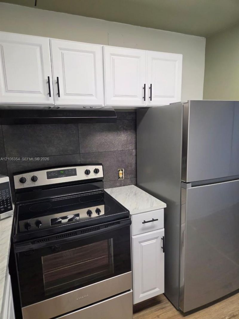 321 Fanshaw H, Unit 321, Boca Raton, FL 33434 Photo