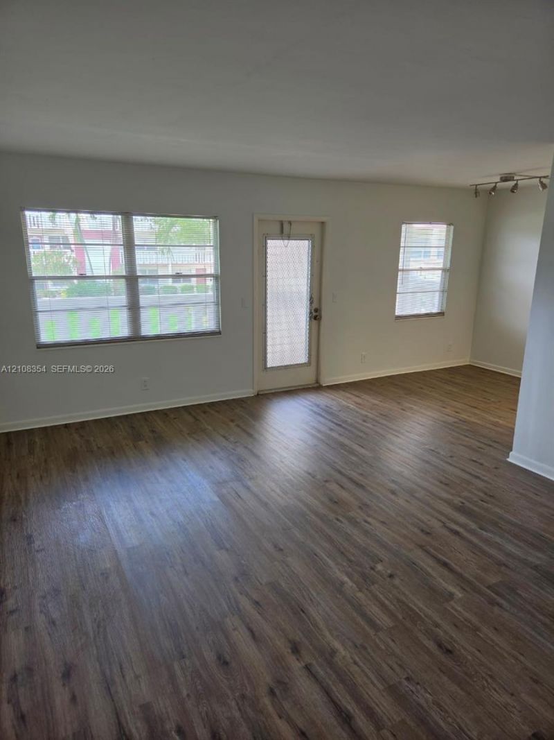 321 Fanshaw H, Unit 321, Boca Raton, FL 33434 Photo