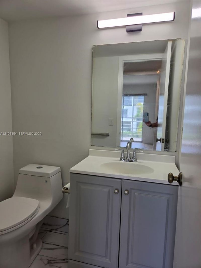 321 Fanshaw H, Unit 321, Boca Raton, FL 33434 Photo