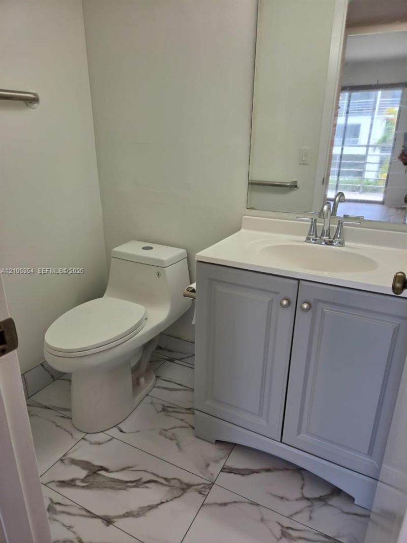 321 Fanshaw H, Unit 321, Boca Raton, FL 33434 Photo
