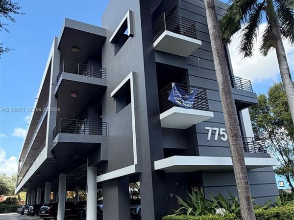 7750 SW 117 , Unit 202 B, Miami, FL 33183