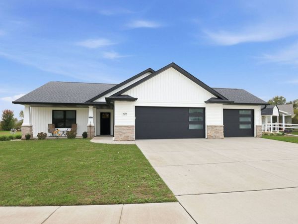 624 Rock Point Road , Colona, IL 61241