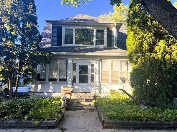 718 W Sherman Ave, Fort Atkinson, WI 53538