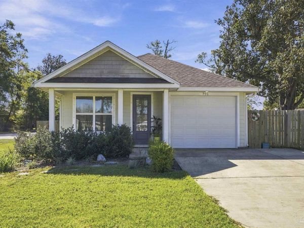 701 W Avery St, Pensacola, FL 32501