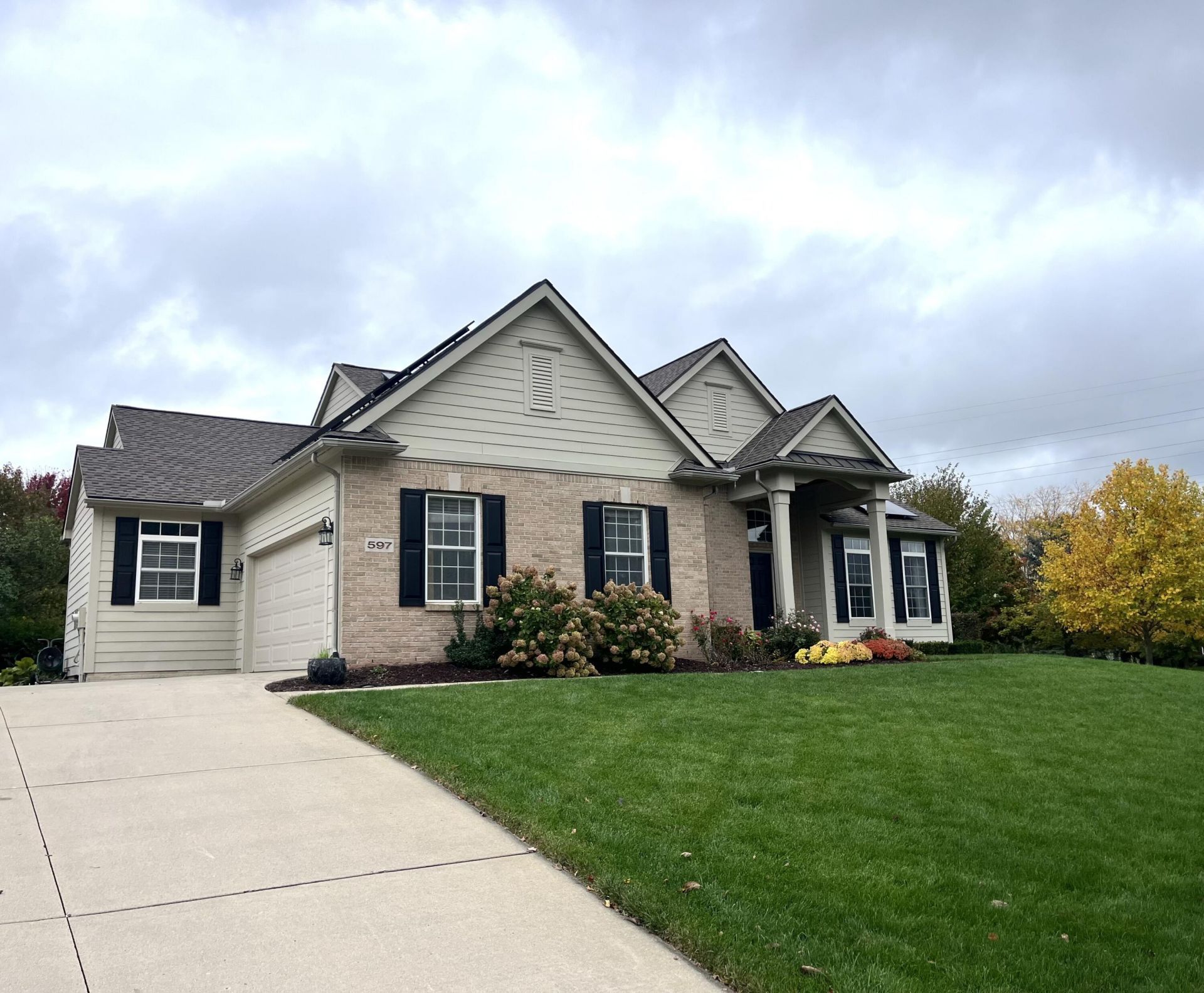 597 Amherst Circle, Saline, MI 48176 Main Photo