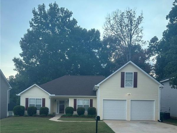 2967 Hampton Club Way , Lithonia, GA 30038