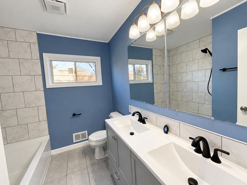 1167 Manfeld Drive, Columbus, OH 43227 Photo 7