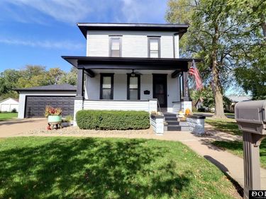 946 E 6th Street, Fremont, NE 68025