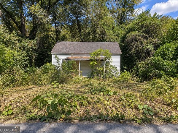4075 Brookdale Avenue, Macon, GA 31204