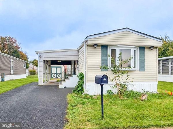 9813 LAWSON DRIVE , MORRISVILLE, PA 19067