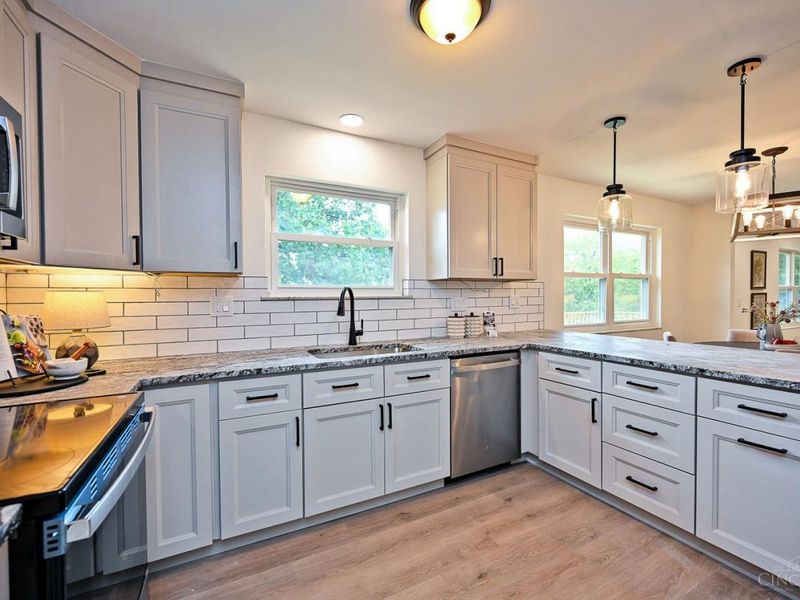 7203 Kirkridge Drive, Green Township, OH 45233 Photo 9