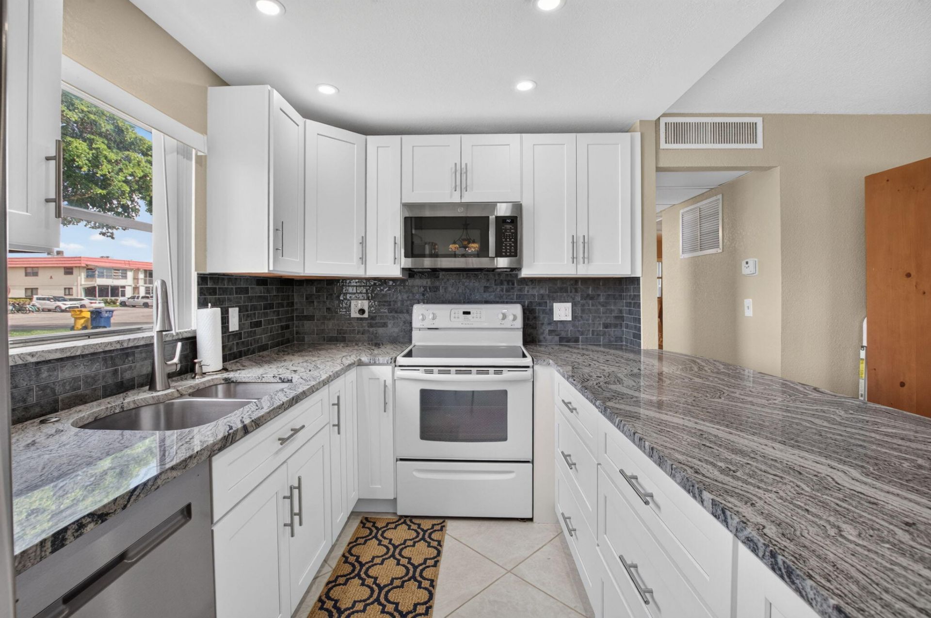 264 Saxony F, Unit 264, Delray Beach, FL 33446 Photo