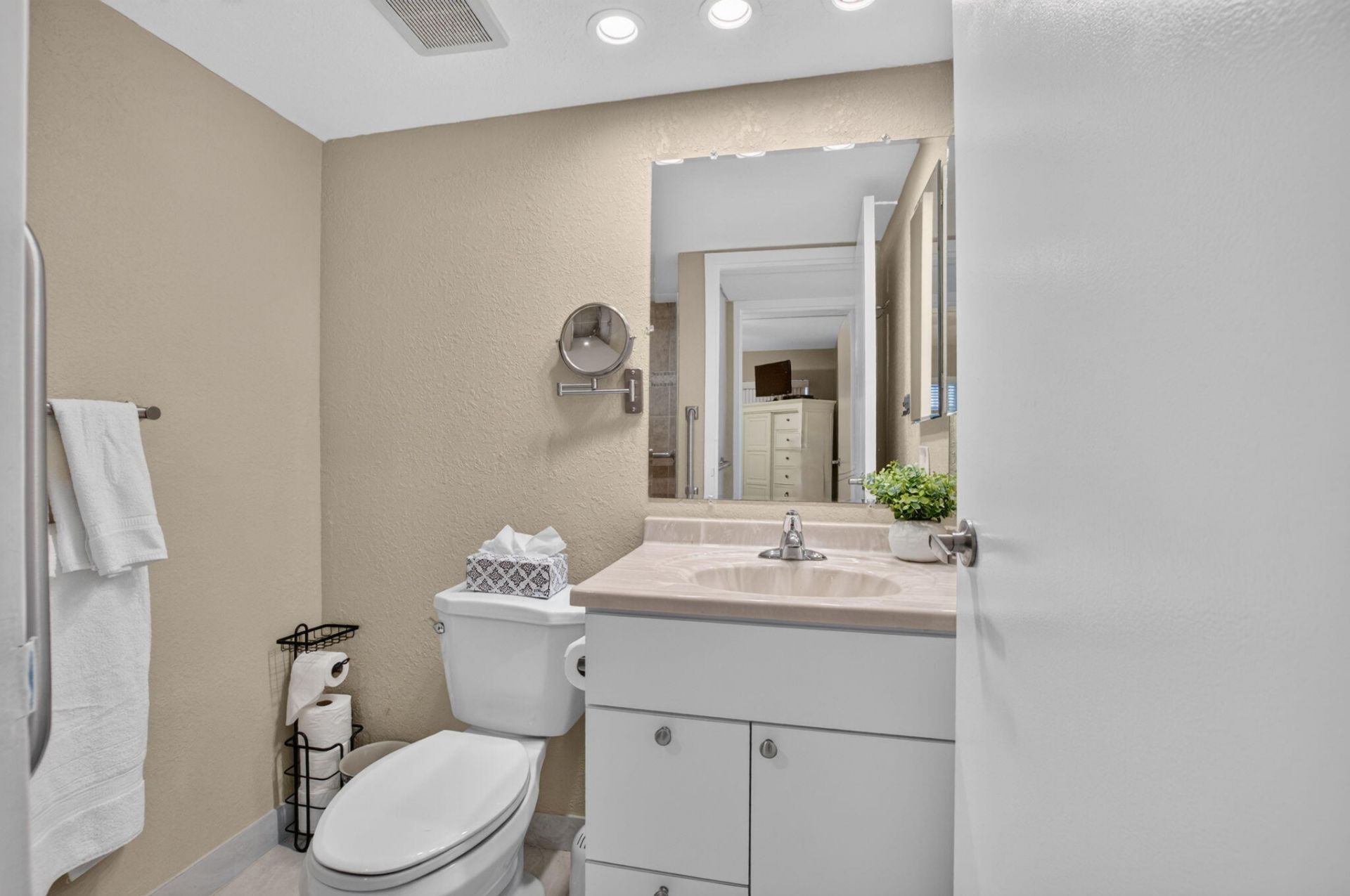 264 Saxony F, Unit 264, Delray Beach, FL 33446 Photo
