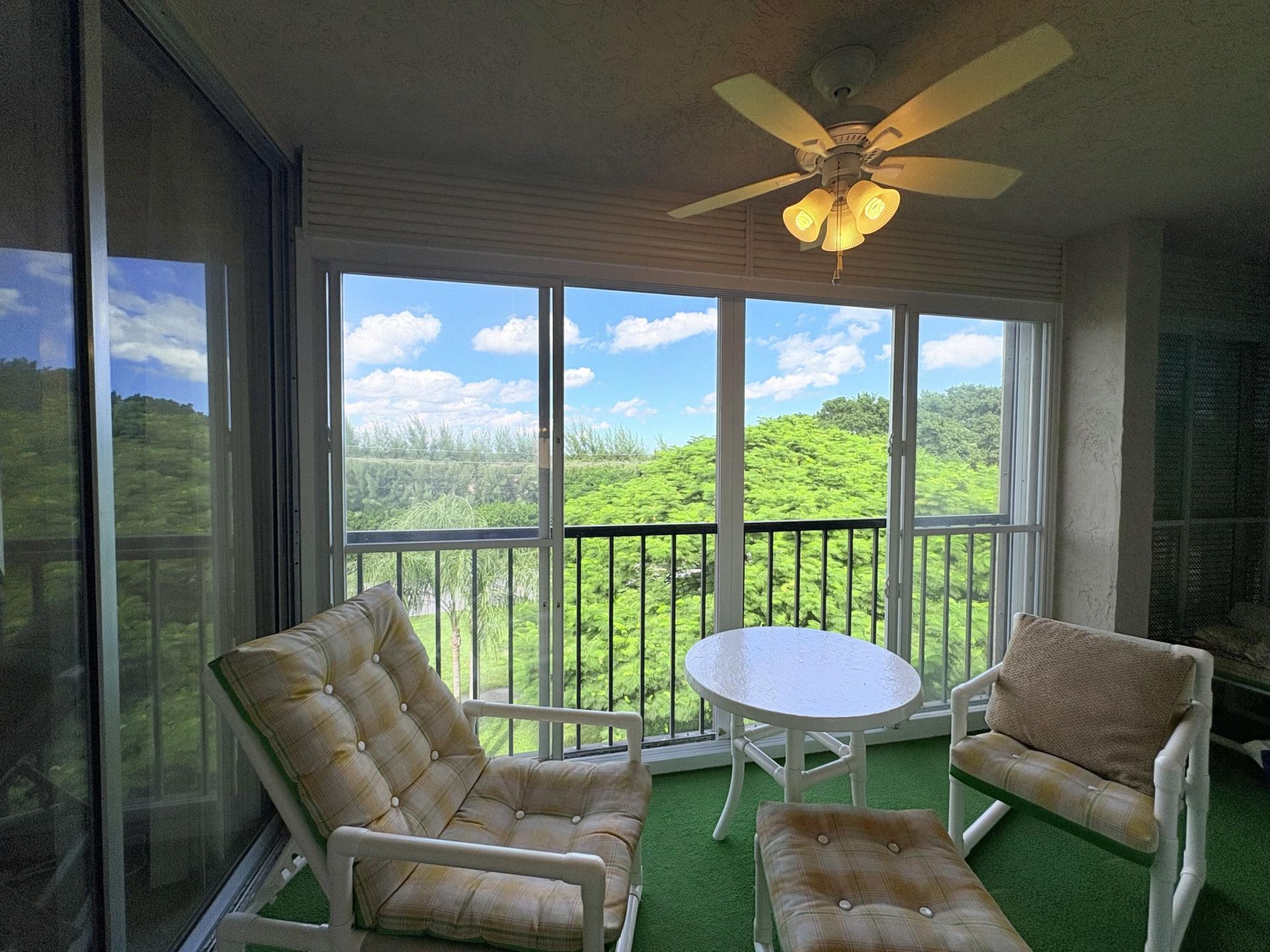 6935 Huntington Lane, Unit 404, Delray Beach, FL 33446 Photo