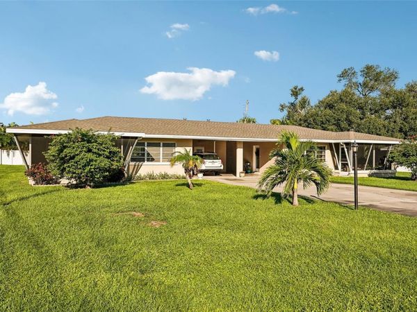 309 PARKSIDE DRIVE , VENICE, FL 34285