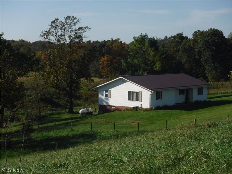 17871 County Road 436, Dresden, OH 43821 Photo 4