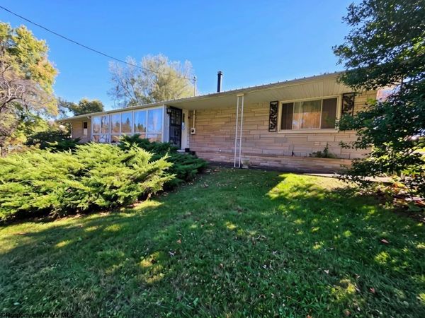 300 N Toy Street, Terra Alta, WV 26764